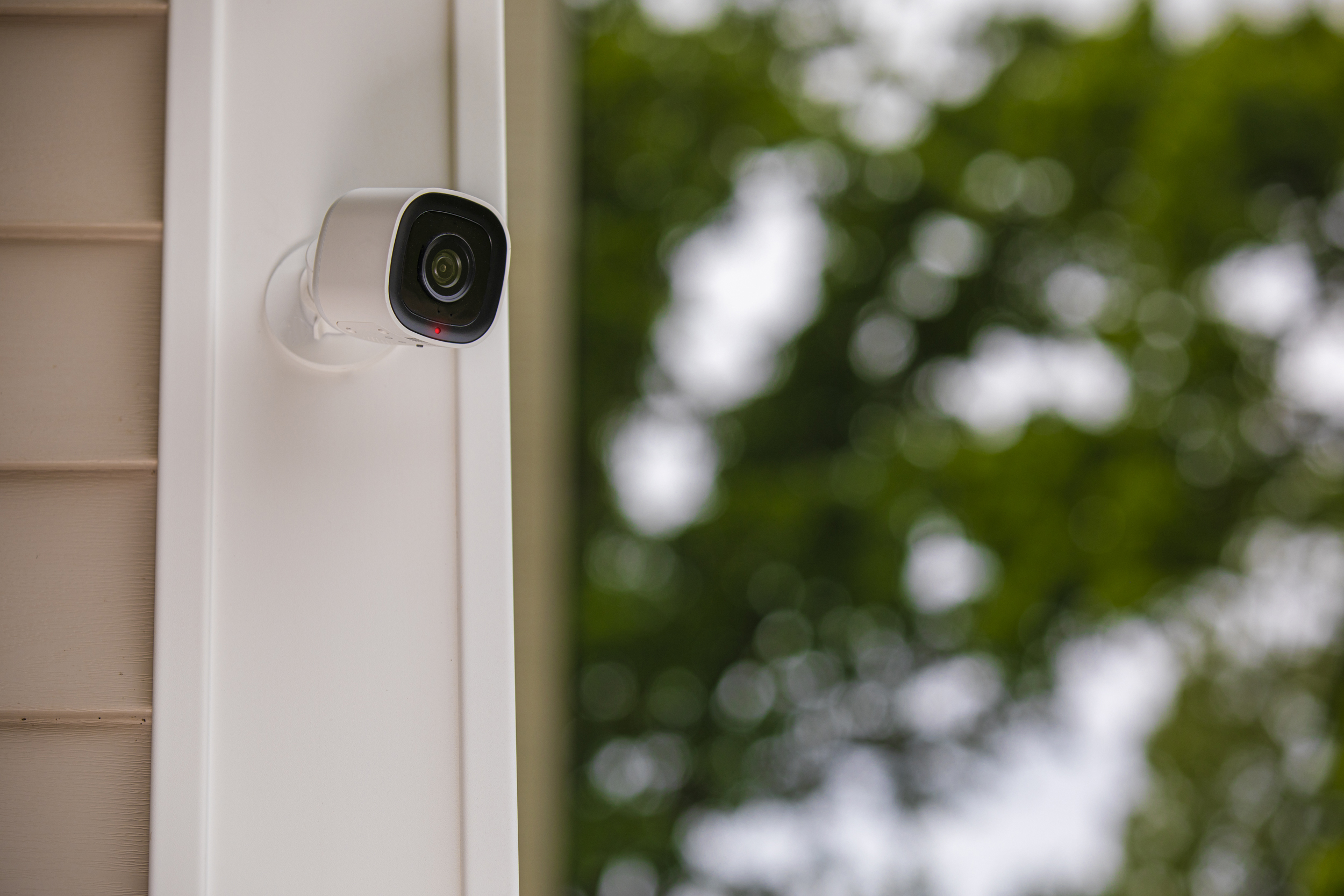 outdoor camera with perimeter alert